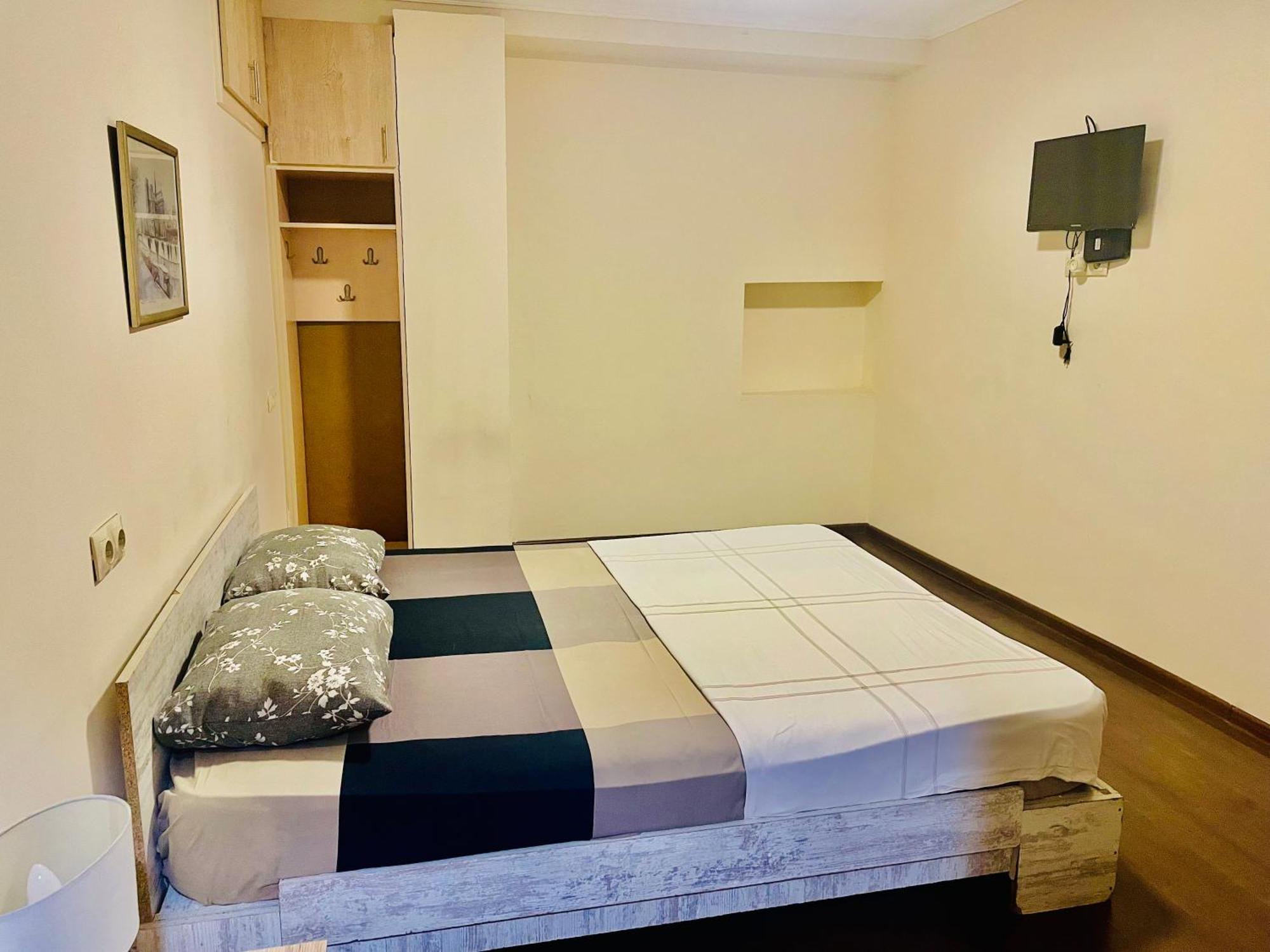 Hotel Klarastan Bon Voyage Tiflis Dış mekan fotoğraf