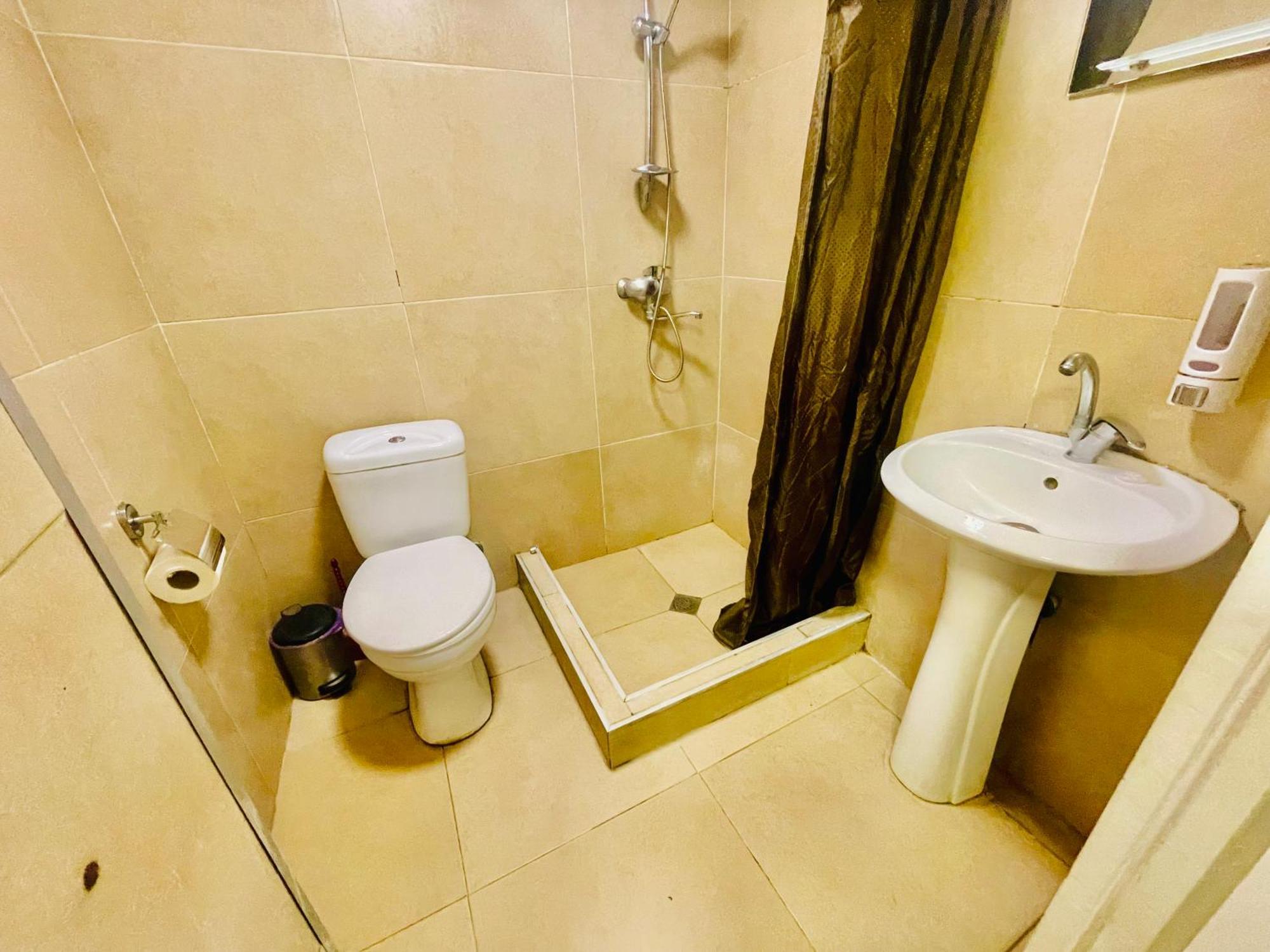 Hotel Klarastan Bon Voyage Tiflis Dış mekan fotoğraf