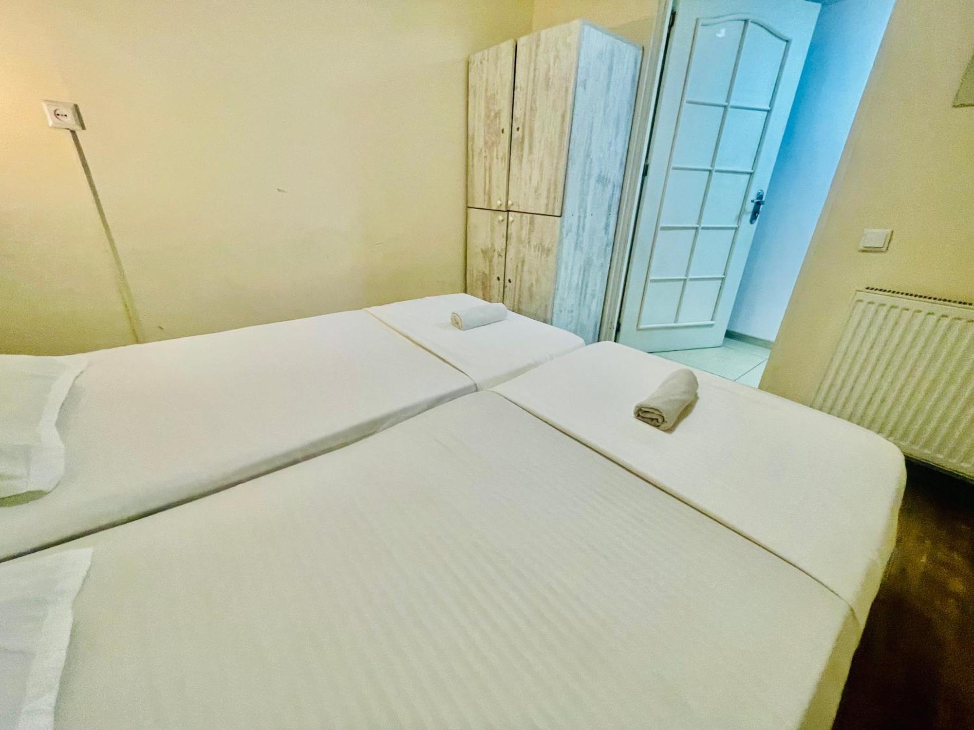 Hotel Klarastan Bon Voyage Tiflis Dış mekan fotoğraf