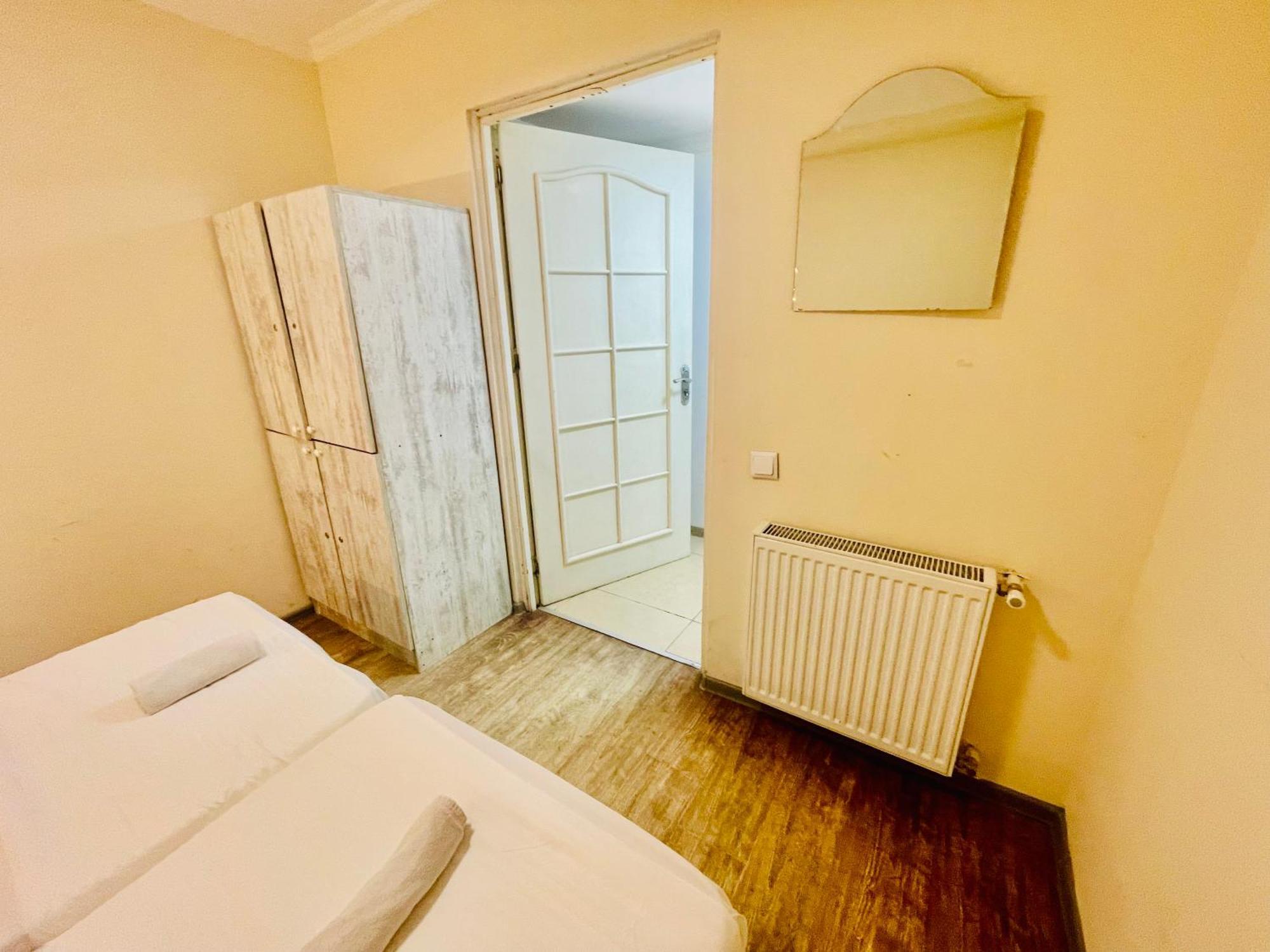 Hotel Klarastan Bon Voyage Tiflis Dış mekan fotoğraf