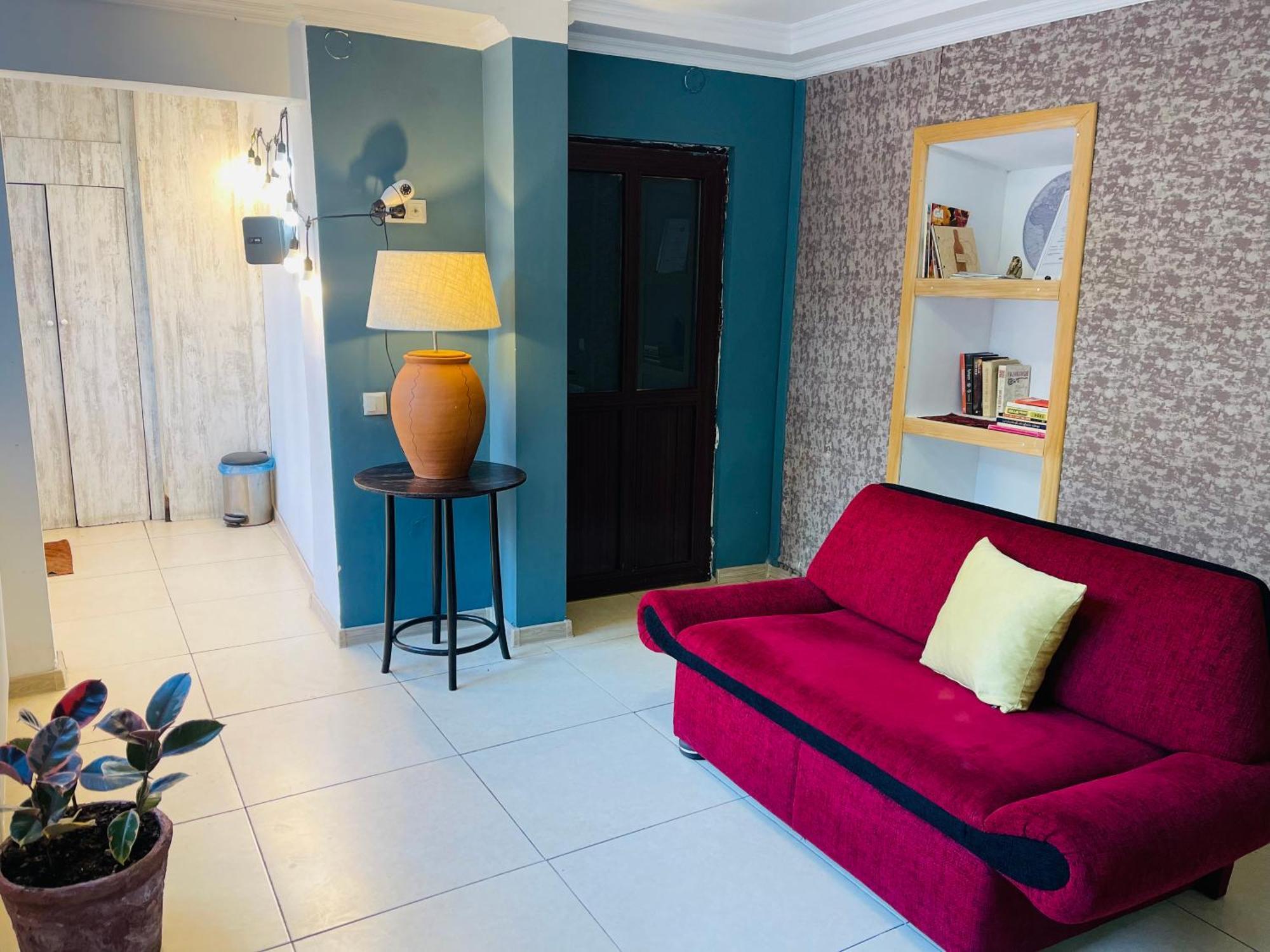 Hotel Klarastan Bon Voyage Tiflis Dış mekan fotoğraf
